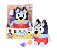 Bluey Bebé mimos y cuidados, cuida, alimenta y Calma Bebé, Peluche electrónico de 28 cm con 10 Sonidos de bebé Diferentes, 2 Accesorios y pañal extraíble