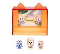Bluey Paquete de episodios de Fuzzies: The Sign. con 3 minifiguras coleccionables especialmente flocadas (incluye 1 exclusiva), vitrina, tarjeta de intercambio de papel de aluminio y guía de