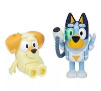 Bluey Paquete de 2 figuras - Paquete de traje sorpresa Blaster, figuras de 2.5 pulgadas / 6.35 cm de Bluey y el vecino Chucky, recrea momentos favoritos del episodio de Bluey - Sorpresa