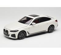 BMW i4 M50 G26 Alpine White 1:18 Minichamps | 110023011