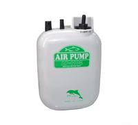 Bomba de oxígeno portátil para pesca, bomba de aire seca alimentada por batería con clip de acero inoxidable ajustable, motor silencioso para cubo de cebo vivo, incluye piedra de aire y manguera