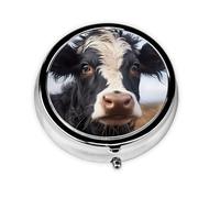 Bonita vaca. Este pequeño pastillero de viaje redondo y de tres compartimentos es perfecto para almacenar medicamentos diarios, vitaminas y sobre la marcha.