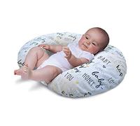 Boppy Cojin de Lactancia para Bebés de 0+ Meses, Forma Ergonómica e Indeformable, Miracle Middle, Almohada y Nido Bebé para la Lactancia Materna o con Biberón - Gris Letras (Hello Baby)