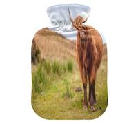 Botella de agua caliente con funda suave extraíble bolsa de agua fría caliente para alivio del dolor, calambres menstruales, calentadores de pies, M vaca escocesa de las tierras altas en la isla Skye