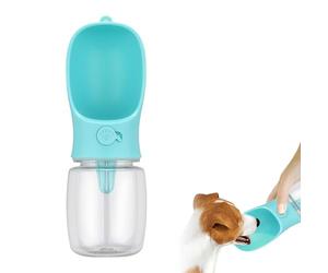Botella de agua para perros con bebedero integrado, botella para perros para viajes, 550 ml, a prueba de fugas, botella transparente de PET para caminar, viajar, pasear con el perro, azul