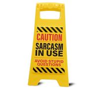 Boxer Gifts Letrero de escritorio con texto en inglés "Sarcasm in Use", divertido regalo de oficina para compañeros de trabajo, amigo secreto, accesorios de escritorio divertidos