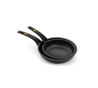 BRA Juego de 2 sartenes de aluminio fundido antiadherentes eficientes de color negro (20 cm y 24 cm), sartenes pequeñas y grandes para inducción y otras fuentes de calor, 100% aluminio reciclado.