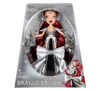BRATZ Bratzaversary Gaia: muñeca de colección - Edición Especial 25. Aniversario. Incluye Look Completo, Accesorios y peana para exposición con Caja Decorativa