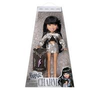 Bratz Charmz Jade - Muñeca de Moda con Pulsera de Charms coleccionables, Incluye Outfit y Accesorios, Viene en un Embalaje digno de exposición, para Personalizar y coleccionar