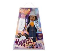 Bratz Edición Especial 20 Años Muñeca de Moda Original Sasha - Caja holográfica y póster - Coleccionable - Réplica de la versión de 2001 - Incluye 2 Vestidos, Zapatos, Bolso y más