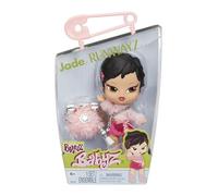 Bratz Muñeca Babyz Runwayz - Jade - 1 Muñeca de Moda Coleccionable con un Elegante Conjunto, Muñeca bebé con un Collar Que Sirve de Llavero - Juguete Infantil - para Mayores de 6 años
