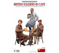British Soldiers IN Cafemaquette Figura Cafe MiniArt 35392