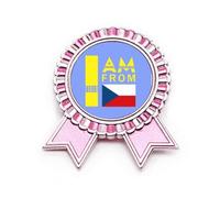 Broche de insignia de moda Art Deco con texto en inglés "I Am From Czech Art Deco", color rosa, Medium, Metal