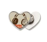 Broche de metal con diseño de corazón loco con auriculares de música rock, color marrón