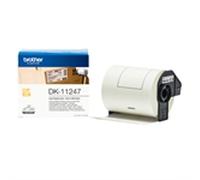 Etiquetadora DK-11247 Negro sobre Blanco - BROTHER
