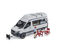 bruder 02672 - Mercedes Benz Sprinter Camper con conductor, juego de camping, vajilla, camper, autocaravana, campervan