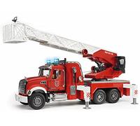 bruder 02821 - Camión de bomberos Mack Granite con bomba - 1:16 Vehículo, Camión de bomberos, Llamada de emergencia, Camión de bomberos, Juguete