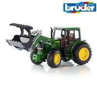 Bruder Juguetes 02052 John Deere 6920 Tractor Con Frente Cargadora + Jaws 1:16
