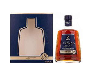 Brugal LEYENDA Selección Homenaje 38% Vol. 0,7l in Giftbox
