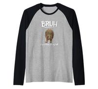 Bruh Dont Look At My Frog Butt Meme Camiseta Manga Raglan