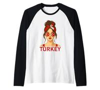 Brunette Turkish Girl Turkey Flag Turkish Girlfriend Wife Camiseta Manga Raglan