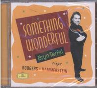 Sings Rodgers & Hammerstein