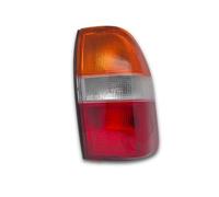 BSSTORE® Faro trasero blanco/naranja/rojo compatible con L200 1996-2000 (derecho - lado del pasajero)