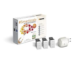 Bticino Kit de persianas conectadas Matix Smart SAM3602KIT con 1 Gateway Plug-In S36GWDC, 3 mandos de persiana conectados AM4027C, para levantarlas y bajarlas con el smartphone o Alexa, Siri y Google