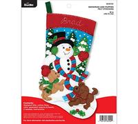 Bucilla 86900E - Kit de calcetín de Navidad con apliques de fieltro, muñeco de nieve y cachorros, 18 pulgadas
