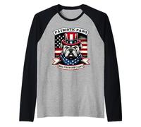 Bulldog patriótico con patas y fuegos artificiales con sombrero de bandera de EE. UU. Camiseta Manga Raglan