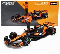 BURAGO 1/24 MCLAREN F1 MCL38 2024 FIGURAS OSCAR PLACAS MODELO ESTÁTICO DIECAST