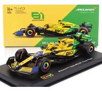 Bburago Coche 1:43 McLaren MCL38 (2024) librea Senna con casco, piloto y vitrina