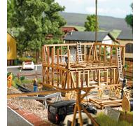 Busch 1371 Casa De Madera A Medio Construir