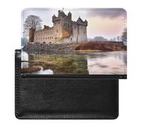 BVKWNTSA Elegante y práctico protector de pasaporte impreso con piedras de castillo cerca del lago es tu compañero de viaje perfecto, protegiendo completamente la seguridad de tu pasaporte.