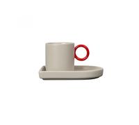 ByOn Niki 5275001305 - Taza de café con platillo (porcelana, 8 x 5,5 x 6 cm, 11,5 x 8 x 1,5 cm), color gris y rojo