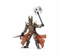 Caballero con un hacha de tres filos