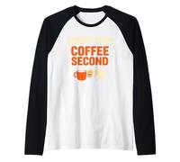 Caballos Antes de café Granero Humor matutino Rutina Ecuestre Camiseta Manga Raglan