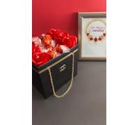 CAJA/CESTA/BOLSA REGALO DE ROSAS ARTIFICIALES Y CHOCOCLATES IDEAL PARA REGALO POR AMIGA,HERMANA,MAMA,MUJER