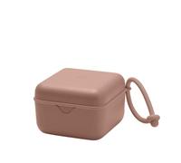 Caja con correa para chupete BIBS. Broche para chupete y caja esterilizadora. Material de calidad alimentaria libre de BPA 100%. Hecho en Dinamarca. Woodchuck