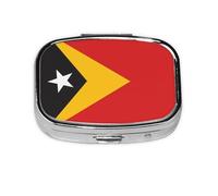 Caja de almacenamiento de pastillas cuadrada de viaje con bandera de Timor-Leste, mini pastillero portátil (pastillero de 2 compartimentos), caja de almacenamiento de medicamentos y vitaminas