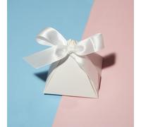 Caja triangular blanca para caramelos y regalos de boda, caja de chocolate para invitados, suministros de fiesta (color: blanco, tamaño: 10 unidades, 7,5 x 7,5 x 7,5 cm)