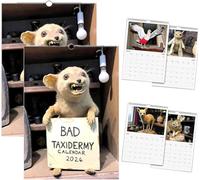 Calendario de pared 2026 de mala taxidermia, extraño, grosero e hilarantemente horrible, calendario de fotos divertidas de animales fallados, humor oscuro para decoración del hogar, regalos de broma