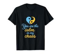 Calma en el Caos Parejas Relación Humor Corazón Yin Yang Camiseta