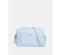 Calvin Klein Bandolera daily peable. Azul claro