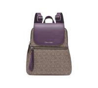Calvin Klein Elaine Reyna Signature Key Item - Mochila con solapa para mujer, Almendra/gris pardo/ciruela de invierno, Talla única, Elaine Signature Key Item - Mochila con solapa
