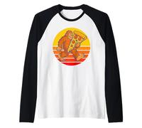 Camisa Bigfoot para amantes de la pizza, Sasquatch con rebanada gigante Camiseta Manga Raglan