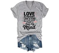 Camiseta con cuello en V y cuello en V con texto en inglés "Love is Patient Love is Kind" "These Kids Going to Make Me Lose My Mind", Gris-vt-1, XL