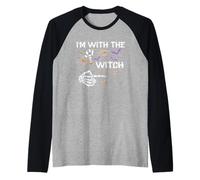 Camiseta con Texto en inglés I'm with The Witch, Divertido Disfraz de Halloween para él y Camiseta Manga Raglan