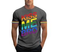 Camiseta para hombre con estampado arcoíris y eslogan de Kiss Me Bro, camiseta colorida de manga corta con cuello redondo | Camiseta de declaración para el mes del orgullo y el tiempo libre, Style#j04