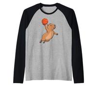 Capybara Playing Sports Wild Animal Rodents Basketball Camiseta Manga Raglan